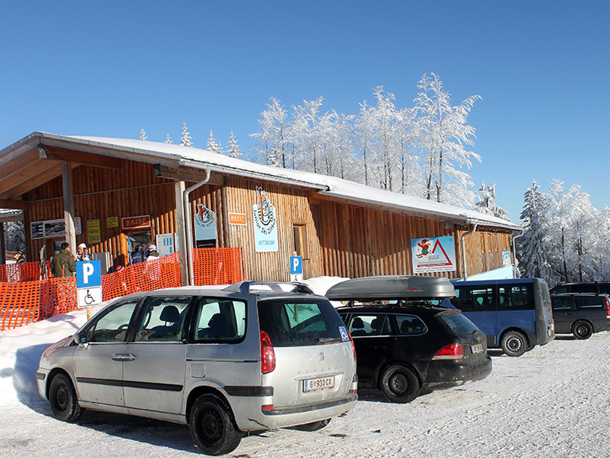 Skizentrum Mitterdorf Behindertenparkplatz